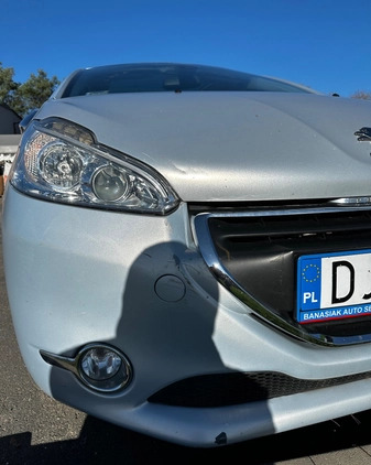 Peugeot 208 cena 13500 przebieg: 184000, rok produkcji 2012 z Góra małe 67